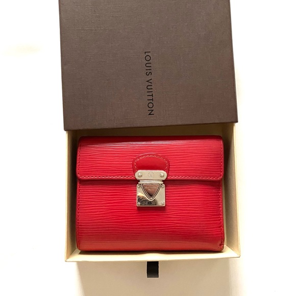 Louis Vuitton Red Wallet Trifold Epi Leather - Picture 4 of 11